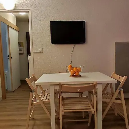 Apartment T2, Proche De La *